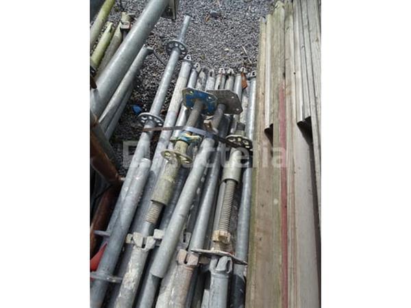 Grote foto rek met 5 relingen voor de loopbrug diverse doe het zelf en verbouw onderdelen en accessoires