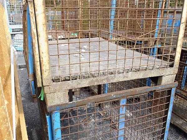 Grote foto 14 metalen bakken met afneembare deur agrarisch algemeen