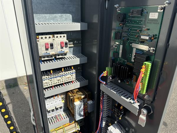 Grote foto robopac 1505 digit palletwikkelaar met oprijplaat agrarisch tuinbouw