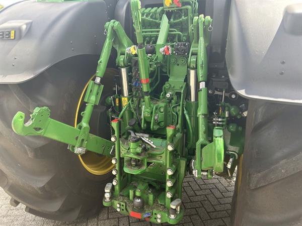 Grote foto john deere 6r 215 779047 agrarisch tractoren