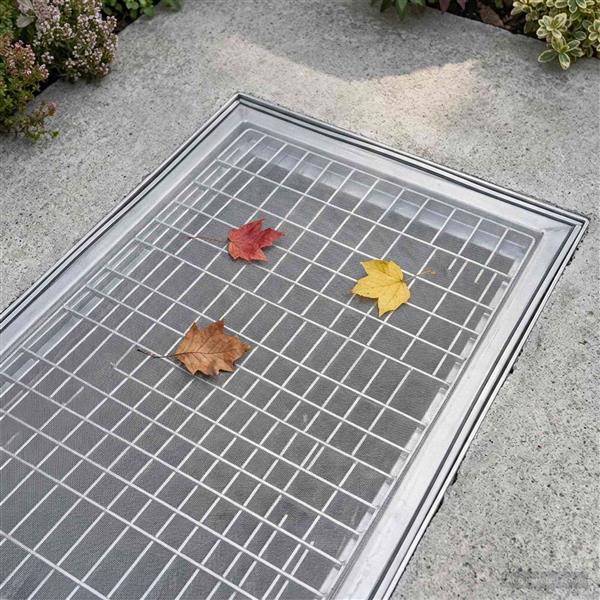 Grote foto vidaxl lichtschachtdeksel met clips 2 st 70 x 190 cm glasvezel grijs tuin en terras hekken en schuttingen