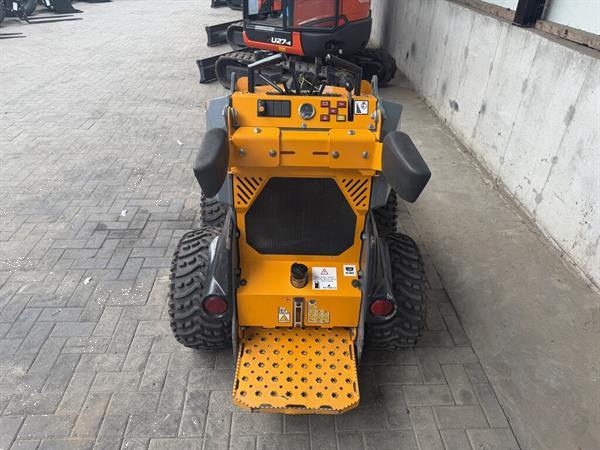 Grote foto giant sk252 d skid schranklader minishovel 2019 agrarisch shovels
