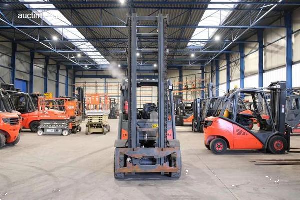 Grote foto linde h40d 02 heftruck 2016 agrarisch heftrucks