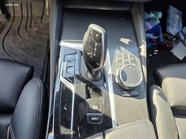 Grote foto bmw 520d touring 2022 auto chrysler