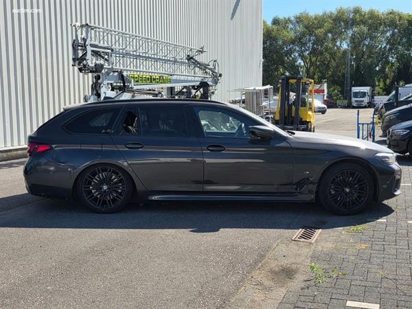 Grote foto bmw 520d touring 2022 auto chrysler