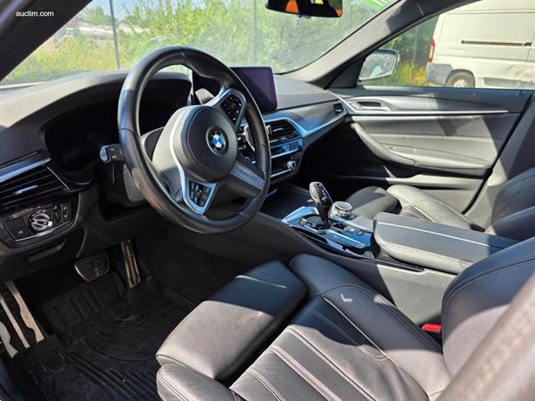 Grote foto bmw 520d touring 2022 auto chrysler
