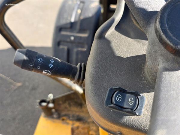 Grote foto gehl al 340 wiellader 2020 agrarisch shovels