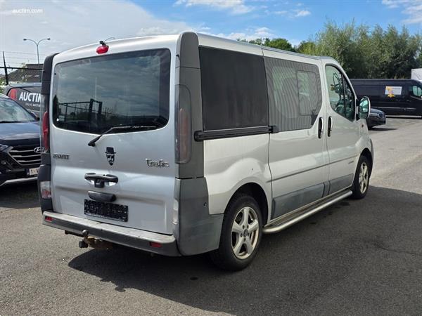 Grote foto renault trafic dci 100 2005 auto aixam