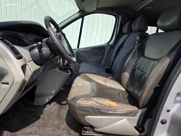 Grote foto renault trafic dci 100 2005 auto aixam