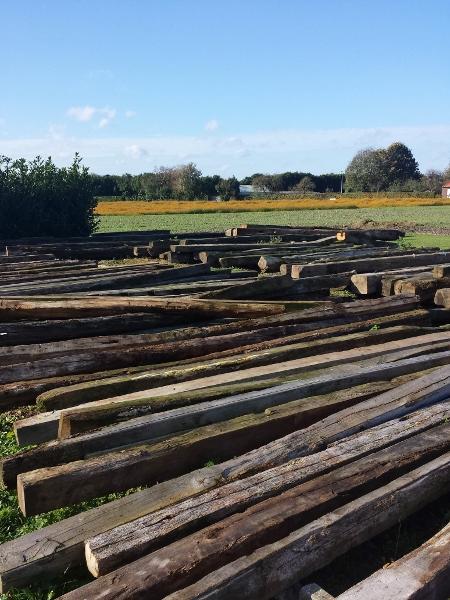 Grote foto oude eiken balken doe het zelf en verbouw hout en planken