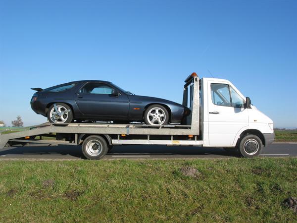 Grote foto autotransport autoambulance oprijwagen berging diensten en vakmensen algemeen