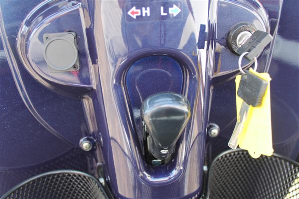 Grote foto kymco scootmobiel 4 wielig maxi xls diversen brommobielen en scootmobielen