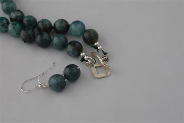 Grote foto cyaniet ketting oorhanger set sieraden tassen en uiterlijk kettingen