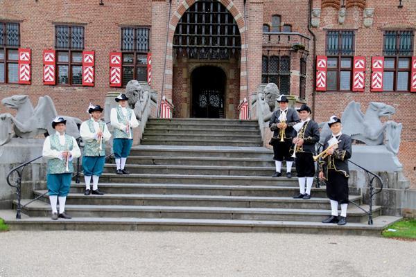 Grote foto het nederlands herauten trompet duo muziek en instrumenten boekingen