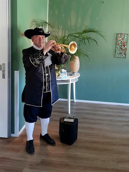 Grote foto het nederlands herauten trompet duo muziek en instrumenten boekingen