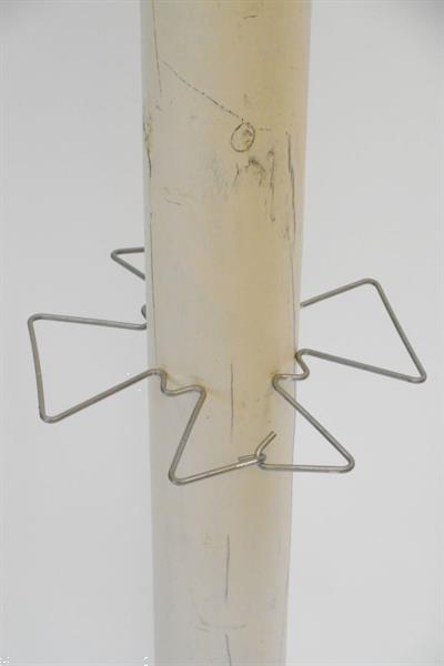 Grote foto plantensteun klimmende planten klimplantklemmen tuin en terras tuinhout en palen