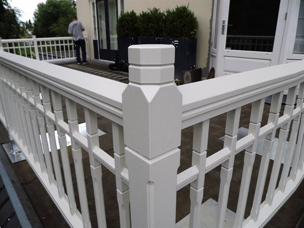 Grote foto hardhouten balkon terras hekken op maat tuin en terras hekken en schuttingen