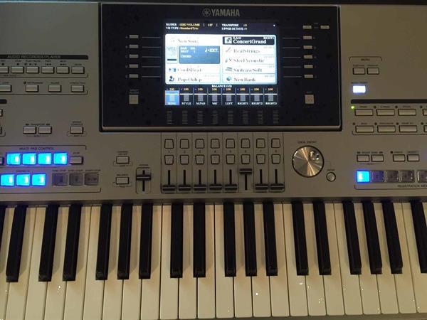 Grote foto yamaha tyros 5 met 76 toetsen muziek en instrumenten keyboards