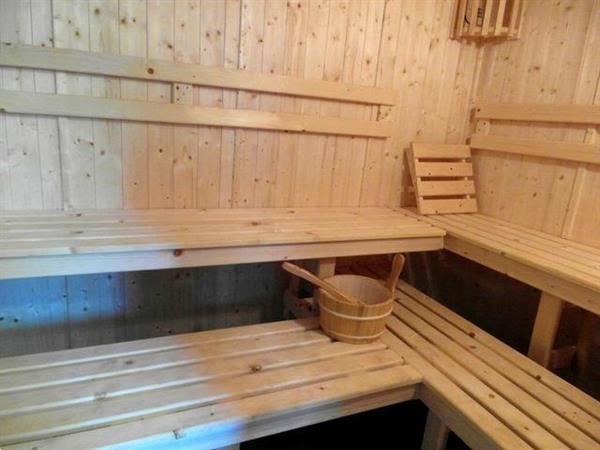 Grote foto vakantiehuis met zwembad hottub en sauna voor 11p vakantie belgi