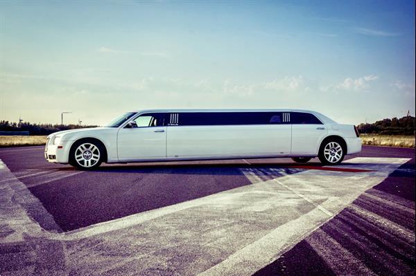 Grote foto limousine service diensten en vakmensen feesten