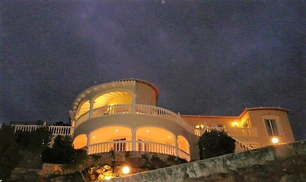 Grote foto large luxury villa with seaviews. huizen en kamers bestaand europa