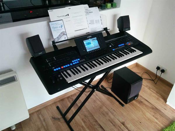 Grote foto yamaha tyros 4 special edition keyboard muziek en instrumenten keyboards