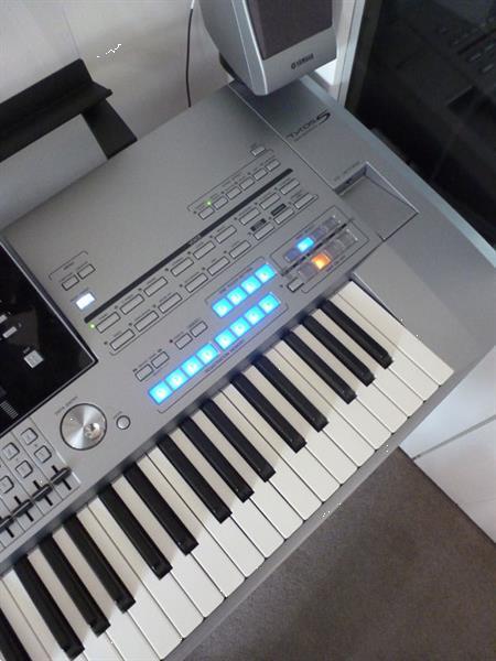 Grote foto yamaha tyros 5 met 61 toetsen muziek en instrumenten keyboards