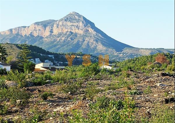 Grote foto new design villa views mountain and valley. huizen en kamers nieuw europa