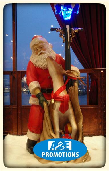 Grote foto verhuur opblaasbare kerstman sneeuwpop brabant diensten en vakmensen entertainment