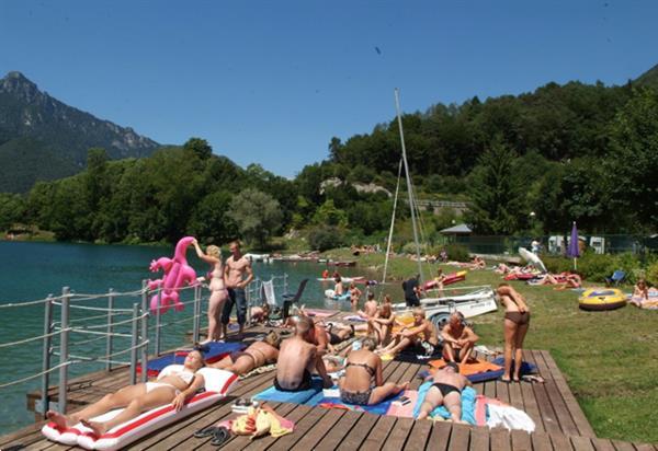 Grote foto direct aan ledromeer n itali trentino tent huren vakantie italie