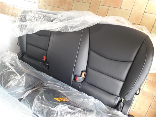 Grote foto ssangyong rodius 2018 achterbank 3zit auto onderdelen interieur en bekleding