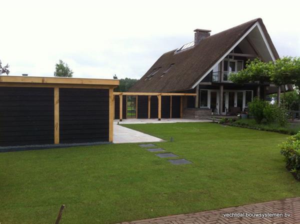 Grote foto houten terrasoverkapping tuin en terras veranda en overkappingen
