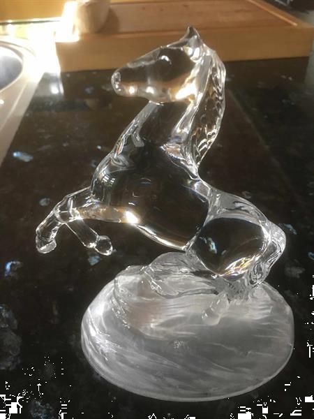 Grote foto glazen paard verzamelen porselein kristal bestek