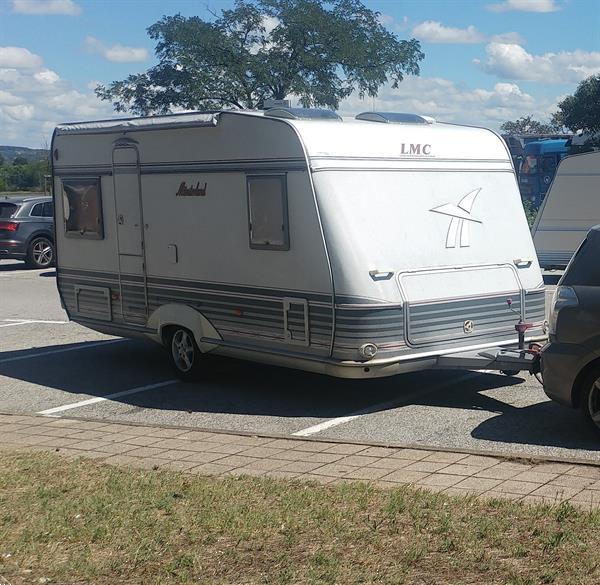 Grote foto lmc 490 met omnistore caravans en kamperen caravans