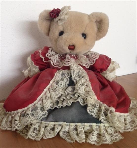 Grote foto antieke vintage beer met jurk op standaard verzamelen speelgoed