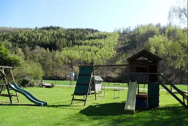 Grote foto vakantiewoning aan de rivier de ourthe voor 8 p vakantie belgi