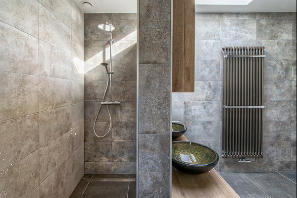 Grote foto badkamer renovatie en installatie huis en inrichting complete badkamers
