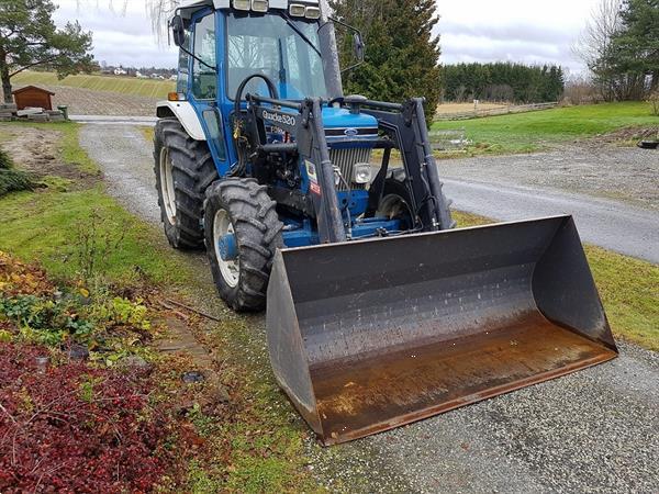 bouw postzegel pak Ford 6610-Tractor + Complete Voorlader Kopen | Tractoren