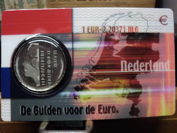 Grote foto coincard 1 gulden 2001 laatste jaaruitgave postzegels en munten nederland