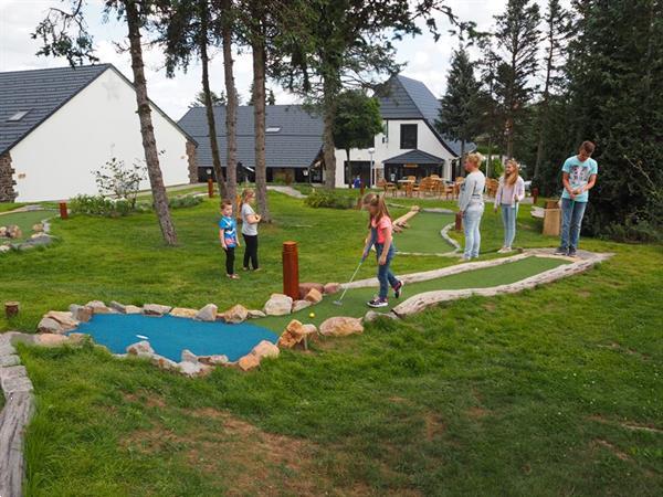 Grote foto bungalow voor 6 p.luxemburg op park met zwembad vakantie belgi