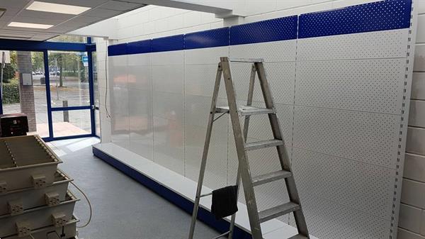 Grote foto winkelinrichting winkelstelling wandstelling zakelijke goederen wandstellingen