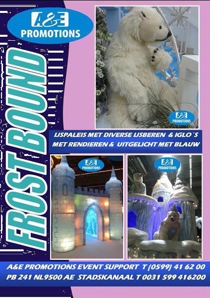 Grote foto winterfiguren ijsbeer eatlering verhuur rotterdam zakelijke goederen etalagepoppen en etalagefiguren