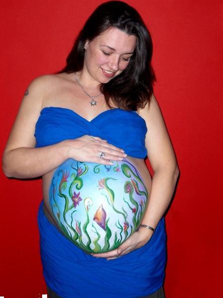 Grote foto zwanger bellypaint buikschildering bij je thuis diversen overige diversen