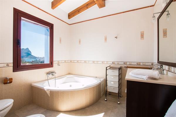 Grote foto villa met zeezicht in calpe costa blanca huizen en kamers bestaand europa