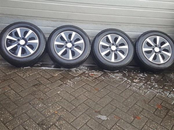 Grote foto orginele 16 inch mercedes vito viano velgen verzwa auto onderdelen banden en velgen
