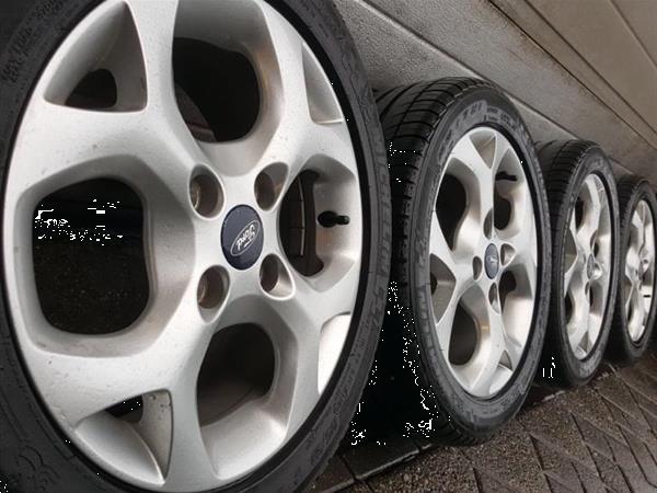 Grote foto 15 inch 4x108 ford fiesta fusion velgen 7mm banden auto onderdelen banden en velgen