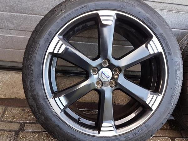 Grote foto originele 20 inch volvo xc60 xc90 velgen banden auto onderdelen banden en velgen