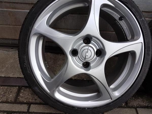 Grote foto 17 inch opel corsa c d e vectra a b tigra velgen auto onderdelen banden en velgen