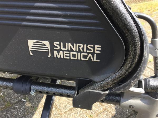 Grote foto vouwbare ultralight rolstoel sunrise medical. beauty en gezondheid rollators