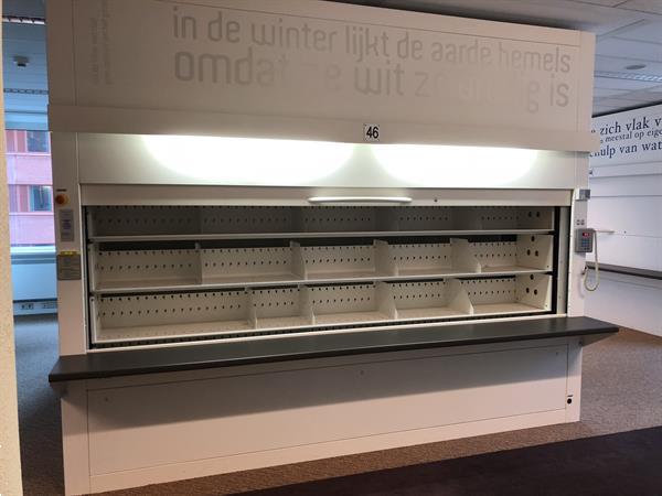 Grote foto gebruikte paternosterkast diversen overige diversen